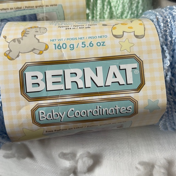 Bernat yarn 4 different colors. - Picture 2 of 8